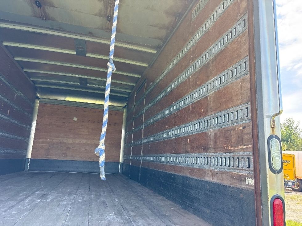 Medium Duty Box Truck-Light and Medium Duty Trucks-Freightliner-2016-M2-Coxsackie-NY-251,974\n\t\tmiles-$ 28,250 - Image 12