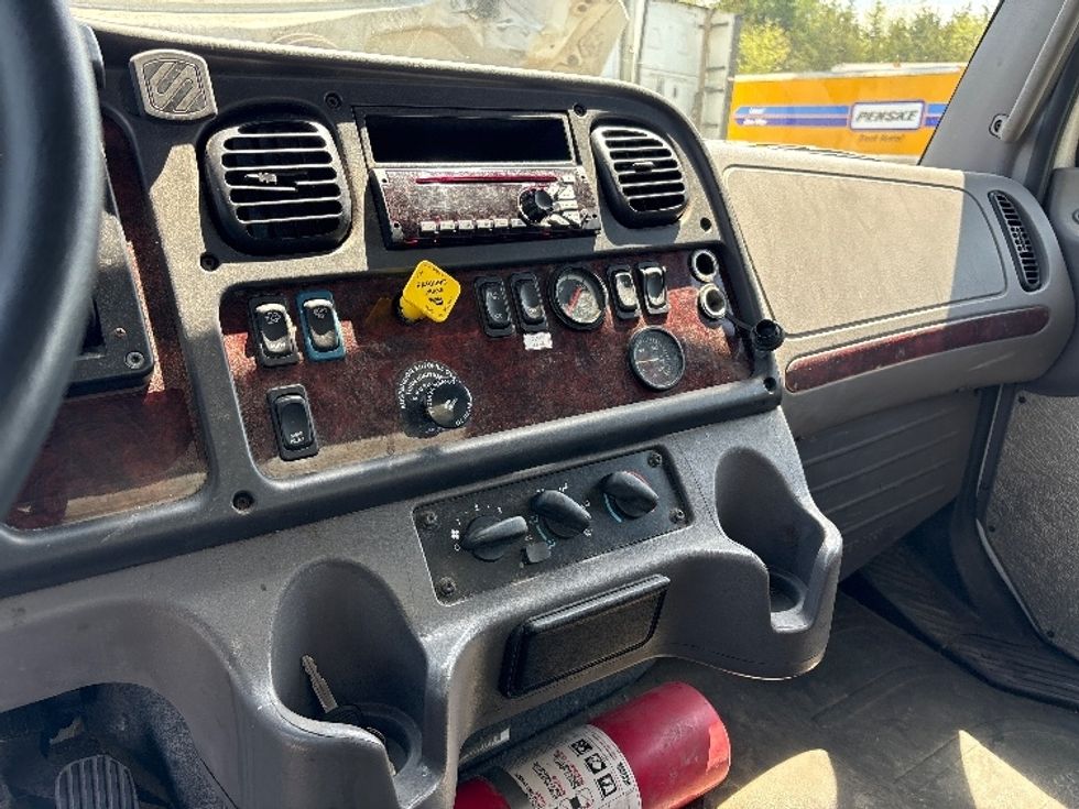 Medium Duty Box Truck-Light and Medium Duty Trucks-Freightliner-2016-M2-Coxsackie-NY-251,974\n\t\tmiles-$ 28,250 - Image 18