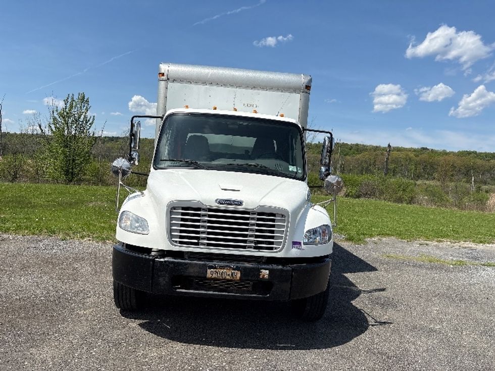 Medium Duty Box Truck-Light and Medium Duty Trucks-Freightliner-2016-M2-Coxsackie-NY-251,974\n\t\tmiles-$ 28,250 - Image 2