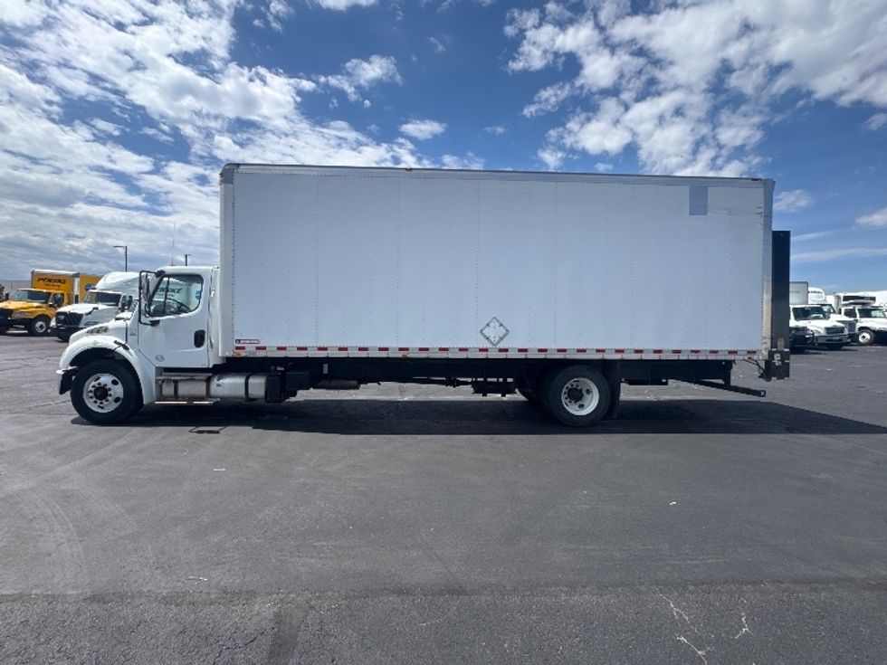 Medium Duty Box Truck-Light and Medium Duty Trucks-Freightliner-2016-M2-Denver-CO-263,540\n\t\tmiles-$ 22,500 - Image 4