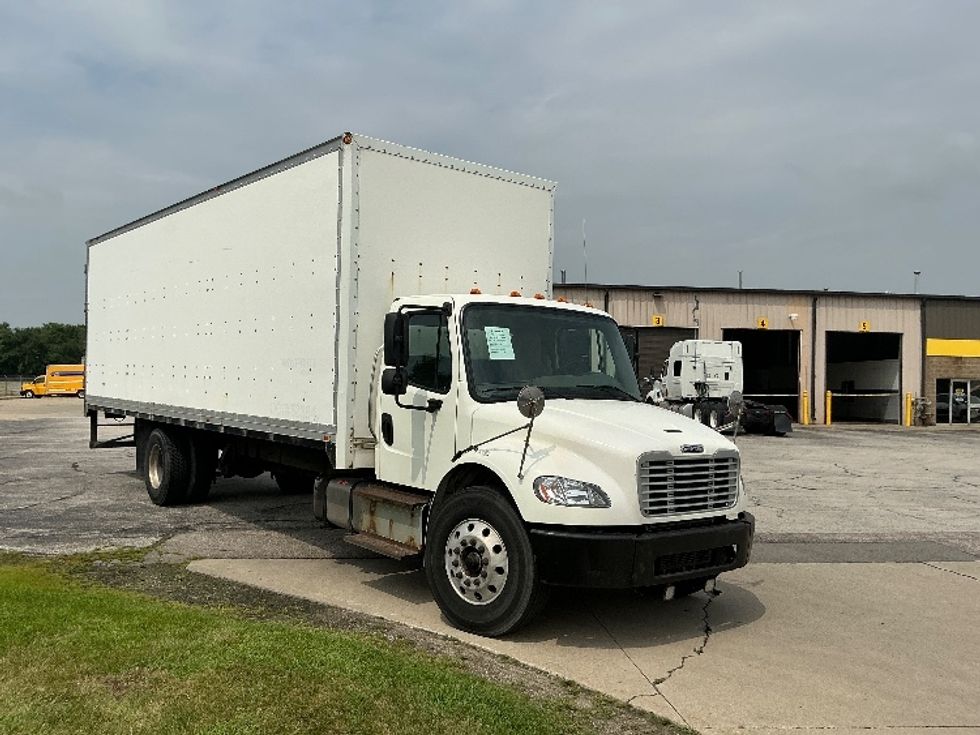 Medium Duty Box Truck-Light and Medium Duty Trucks-Freightliner-2016-M2-Elkhart-IN-294,210\n\t\tmiles-$ 18,750 - Image 1