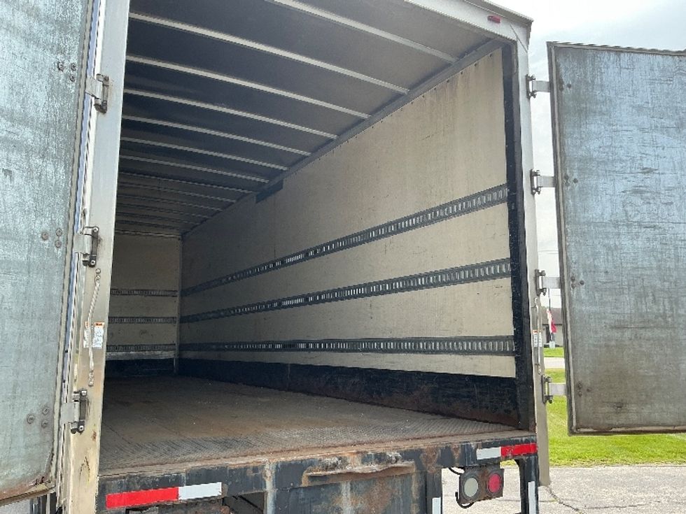 Medium Duty Box Truck-Light and Medium Duty Trucks-Freightliner-2016-M2-Elkhart-IN-294,210\n\t\tmiles-$ 18,750 - Image 12