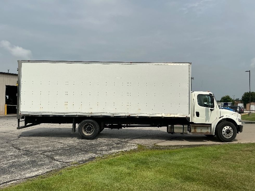 Medium Duty Box Truck-Light and Medium Duty Trucks-Freightliner-2016-M2-Elkhart-IN-294,210\n\t\tmiles-$ 18,750 - Image 15
