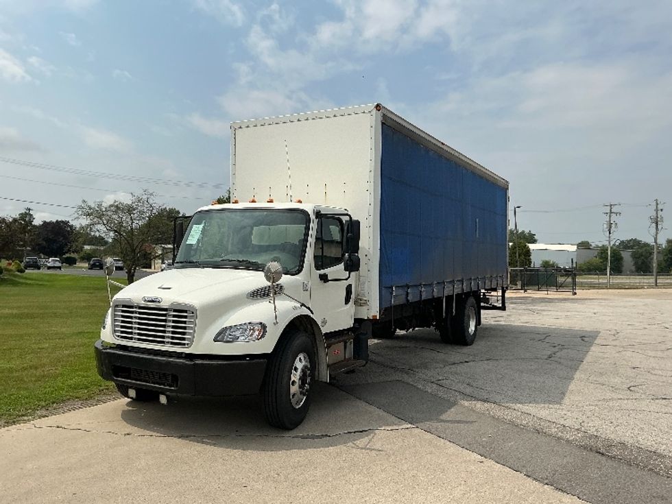 Medium Duty Box Truck-Light and Medium Duty Trucks-Freightliner-2016-M2-Elkhart-IN-294,210\n\t\tmiles-$ 18,750 - Image 3