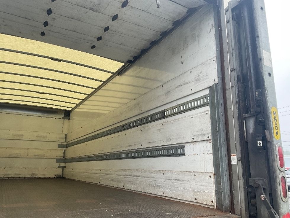 Medium Duty Box Truck-Light and Medium Duty Trucks-Freightliner-2016-M2-Elmsford-NY-107,586\n\t\tmiles-$ 45,750 - Image 12