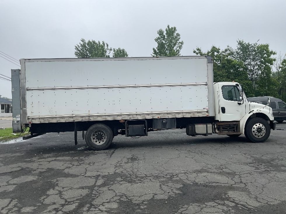 Medium Duty Box Truck-Light and Medium Duty Trucks-Freightliner-2016-M2-Elmsford-NY-107,586\n\t\tmiles-$ 45,750 - Image 15