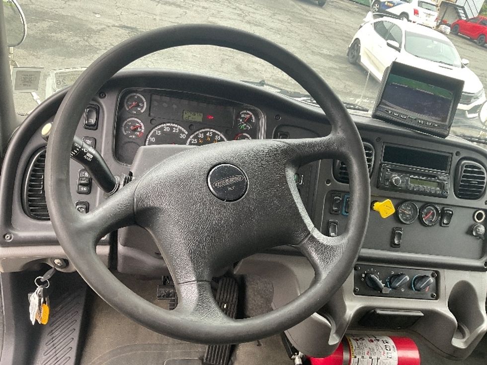 Medium Duty Box Truck-Light and Medium Duty Trucks-Freightliner-2016-M2-Elmsford-NY-107,586\n\t\tmiles-$ 45,750 - Image 18