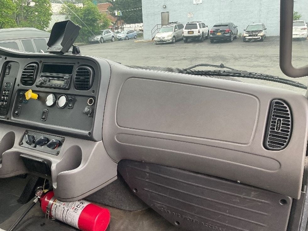Medium Duty Box Truck-Light and Medium Duty Trucks-Freightliner-2016-M2-Elmsford-NY-107,586\n\t\tmiles-$ 45,750 - Image 21