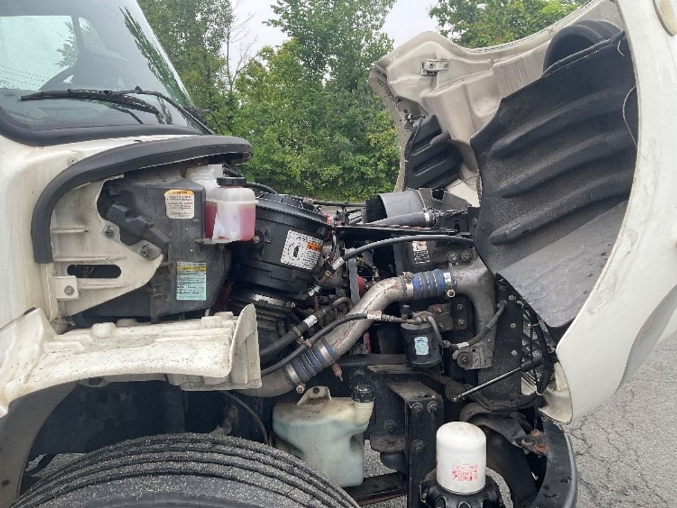 Medium Duty Box Truck-Light and Medium Duty Trucks-Freightliner-2016-M2-Elmsford-NY-107,586\n\t\tmiles-$ 45,750 - Image 23