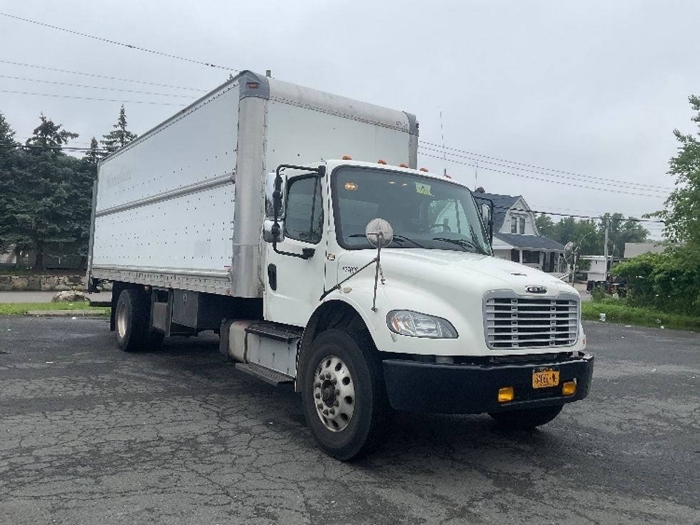 Medium Duty Box Truck-Light and Medium Duty Trucks-Freightliner-2016-M2-Elmsford-NY-74,700\n\t\tmiles-$ 47,750 - Image 1