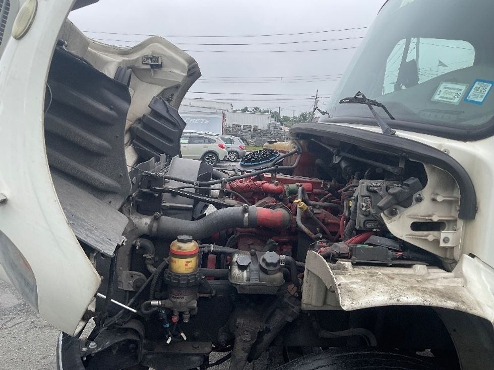 Medium Duty Box Truck-Light and Medium Duty Trucks-Freightliner-2016-M2-Elmsford-NY-74,700\n\t\tmiles-$ 47,750 - Image 24