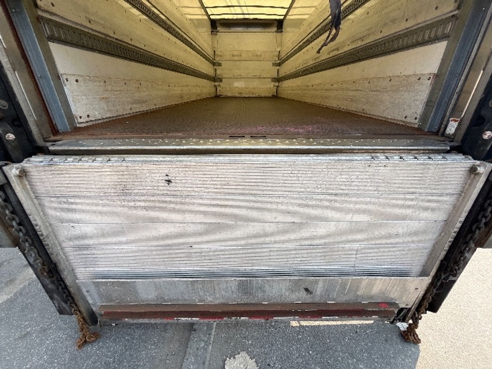 Medium Duty Box Truck-Light and Medium Duty Trucks-Freightliner-2016-M2-Elmsford-NY-82,268\n\t\tmiles-$ 45,250 - Image 8