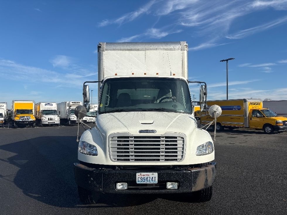 Medium Duty Box Truck-Light and Medium Duty Trucks-Freightliner-2016-M2-Everett-WA-212,999\n\t\tmiles-$ 40,250 - Image 2