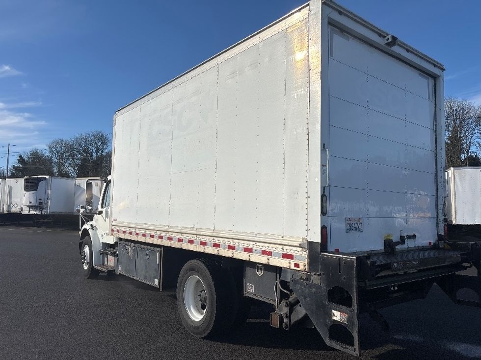 Medium Duty Box Truck-Light and Medium Duty Trucks-Freightliner-2016-M2-Everett-WA-212,999\n\t\tmiles-$ 40,250 - Image 6