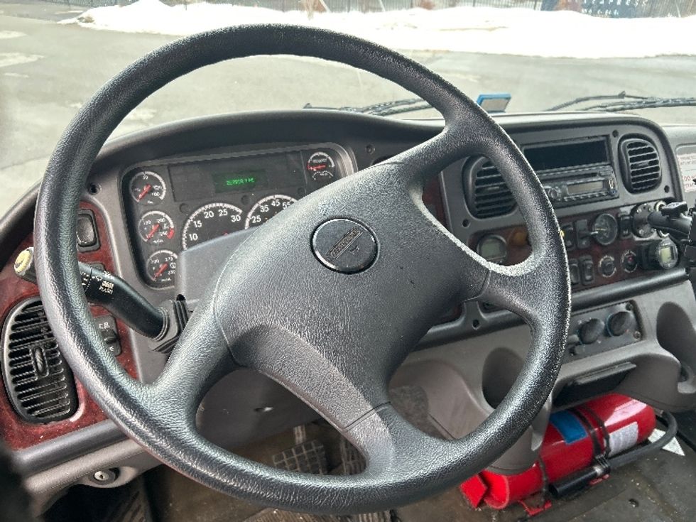 Medium Duty Box Truck-Light and Medium Duty Trucks-Freightliner-2016-M2-Fitchburg-MA-264,106\n\t\tmiles-$ 16,000 - Image 17