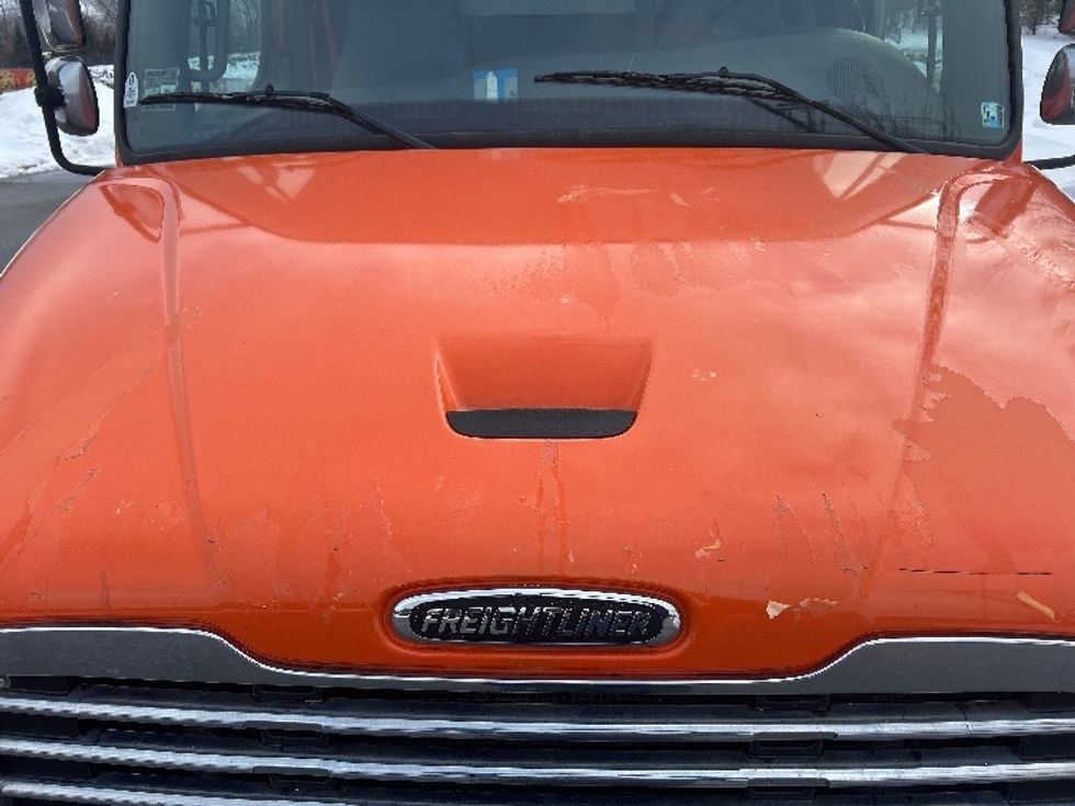 Medium Duty Box Truck-Light and Medium Duty Trucks-Freightliner-2016-M2-Fitchburg-MA-264,106\n\t\tmiles-$ 16,000 - Image 26