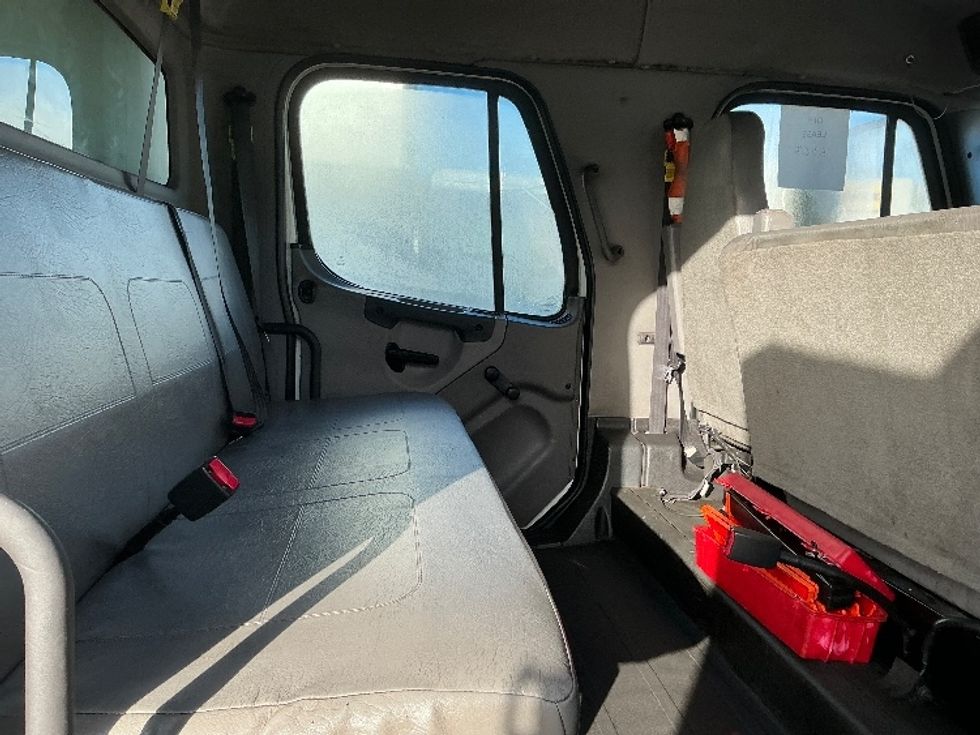 Medium Duty Box Truck-Light and Medium Duty Trucks-Freightliner-2016-M2-Fontana-CA-156,507\n\t\tmiles-$ 58,250 - Image 24