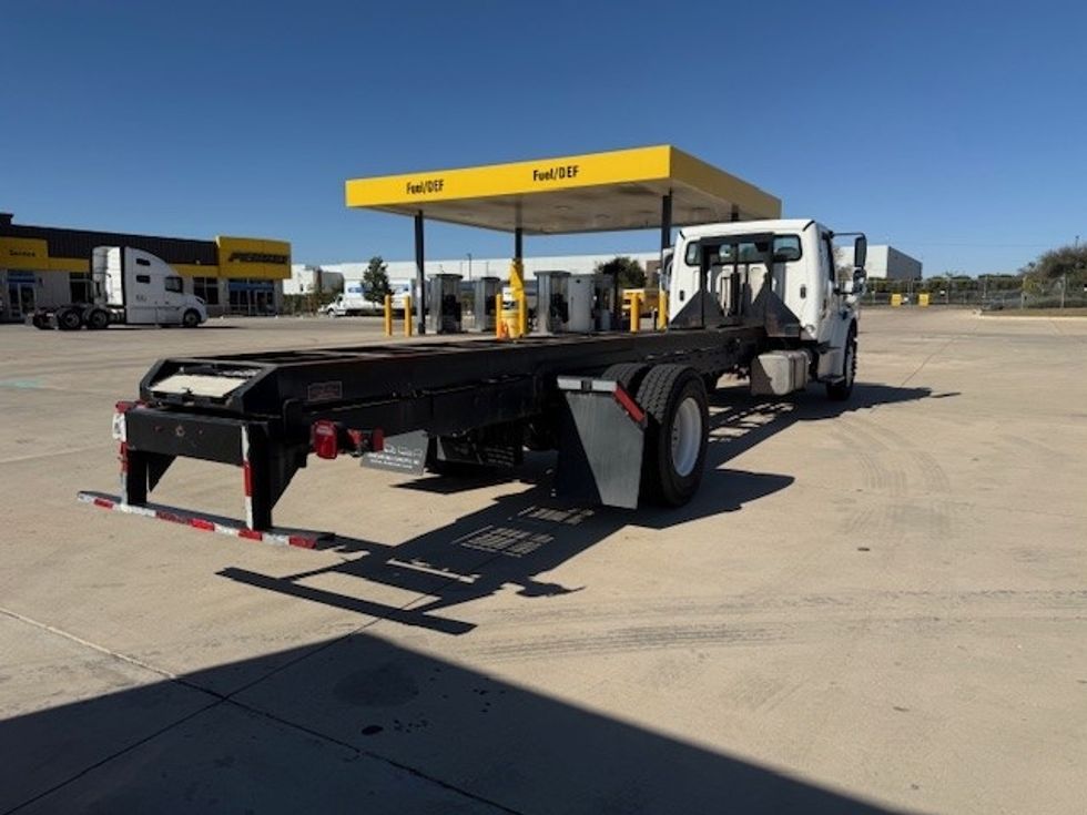 Medium Duty Box Truck-Light and Medium Duty Trucks-Freightliner-2016-M2-Fort Worth-TX-193,350\n\t\tmiles-$ 45,750 - Image 13