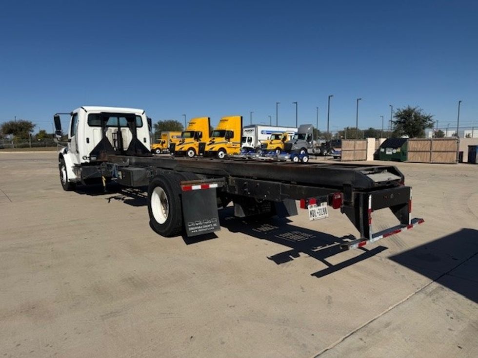 Medium Duty Box Truck-Light and Medium Duty Trucks-Freightliner-2016-M2-Fort Worth-TX-193,350\n\t\tmiles-$ 45,750 - Image 6