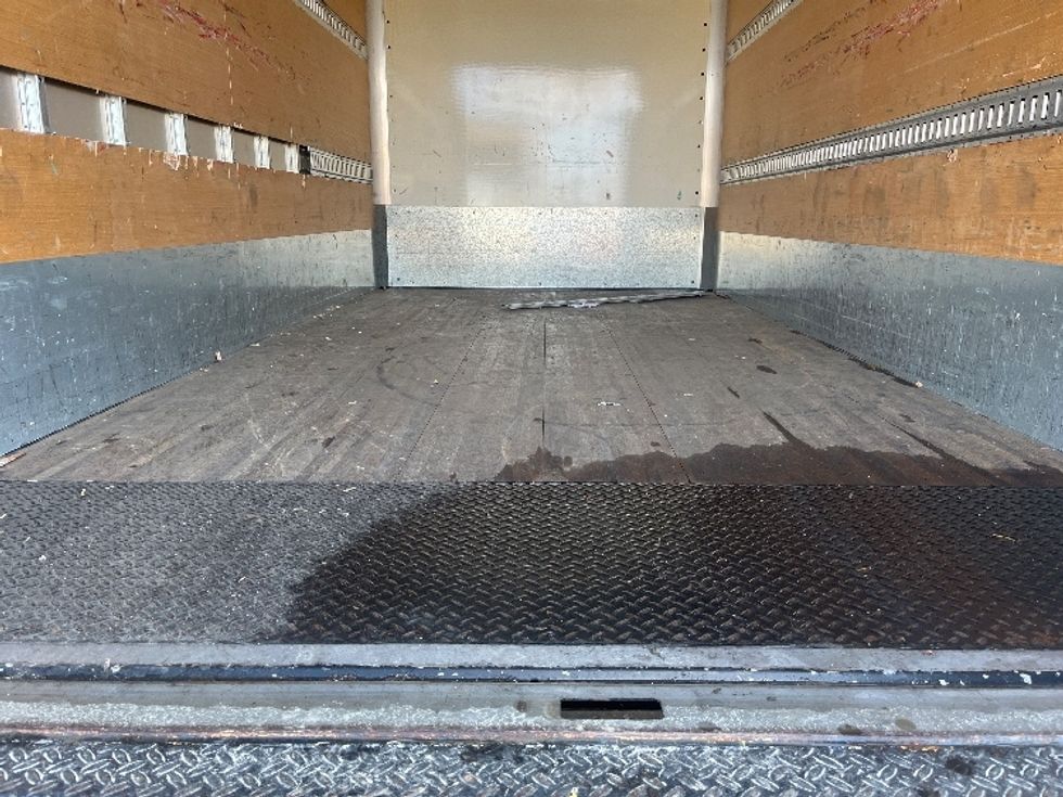 Medium Duty Box Truck-Light and Medium Duty Trucks-Freightliner-2016-M2-Fresno-CA-3,829\n\t\tmiles-$ 48,250 - Image 10