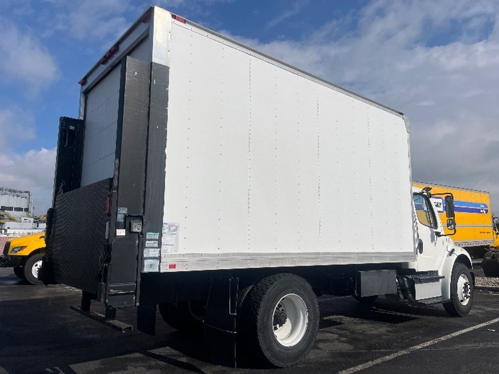 Medium Duty Box Truck-Light and Medium Duty Trucks-Freightliner-2016-M2-Fresno-CA-3,829\n\t\tmiles-$ 48,250 - Image 14