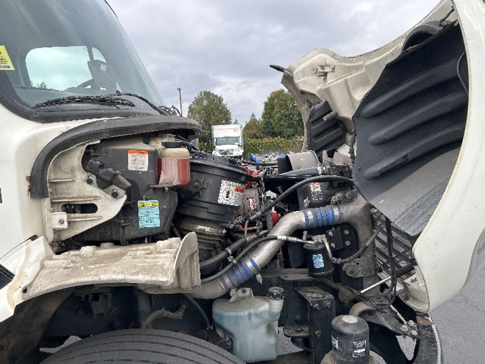 Medium Duty Box Truck-Light and Medium Duty Trucks-Freightliner-2016-M2-Gilroy-CA-239,926\n\t\tmiles-$ 31,750 - Image 23