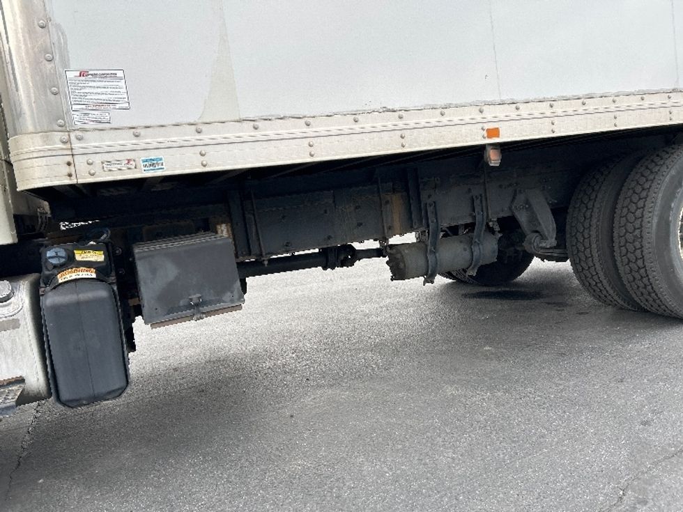 Medium Duty Box Truck-Light and Medium Duty Trucks-Freightliner-2016-M2-Gilroy-CA-239,926\n\t\tmiles-$ 31,750 - Image 5