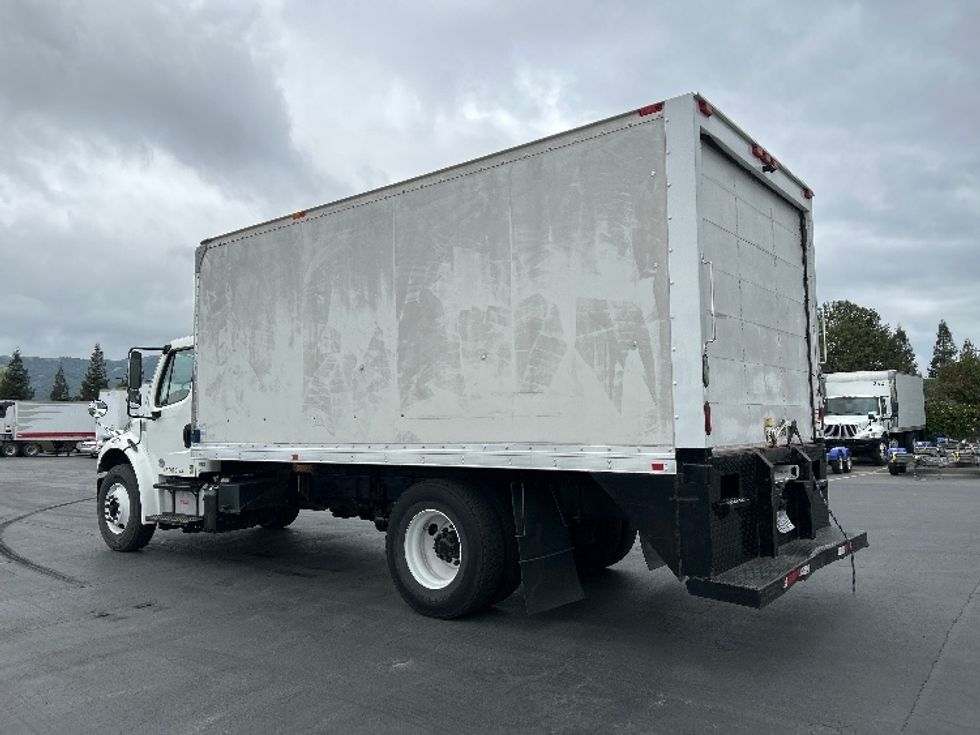Medium Duty Box Truck-Light and Medium Duty Trucks-Freightliner-2016-M2-Gilroy-CA-252,043\n\t\tmiles-$ 30,000 - Image 6