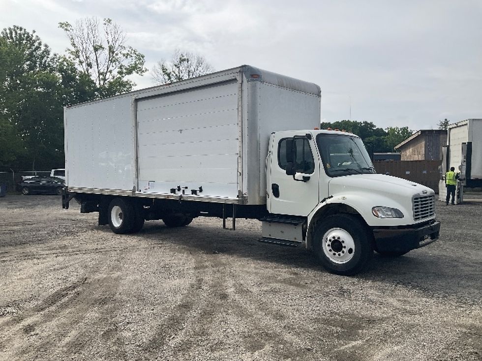 Medium Duty Box Truck-Light and Medium Duty Trucks-Freightliner-2016-M2-Indian Trail-NC-153,377\n\t\tmiles-$ 49,250 - Image 1