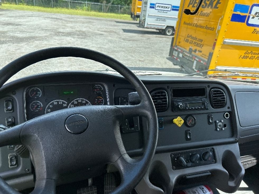 Medium Duty Box Truck-Light and Medium Duty Trucks-Freightliner-2016-M2-Indian Trail-NC-153,377\n\t\tmiles-$ 49,250 - Image 18