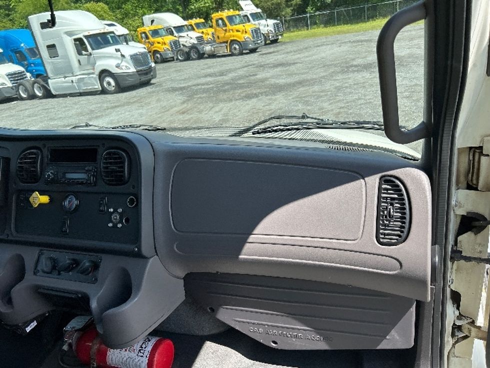 Medium Duty Box Truck-Light and Medium Duty Trucks-Freightliner-2016-M2-Indian Trail-NC-153,377\n\t\tmiles-$ 49,250 - Image 21