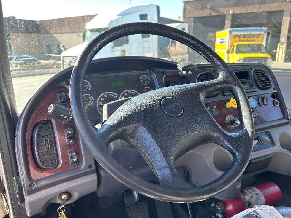 Medium Duty Box Truck-Light and Medium Duty Trucks-Freightliner-2016-M2-Las Vegas-NV-193,846\n\t\tmiles-$ 55,000 - Image 14