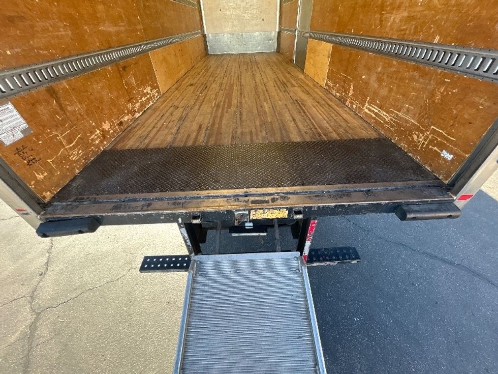 Medium Duty Box Truck-Light and Medium Duty Trucks-Freightliner-2016-M2-Las Vegas-NV-193,846\n\t\tmiles-$ 55,000 - Image 8