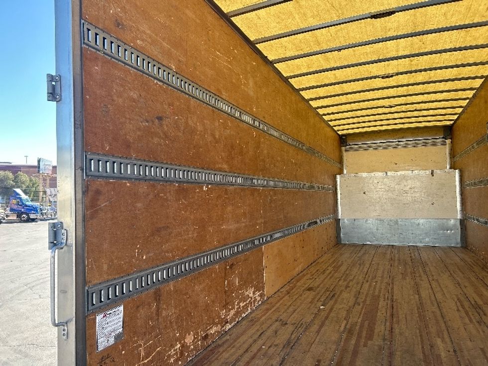 Medium Duty Box Truck-Light and Medium Duty Trucks-Freightliner-2016-M2-Las Vegas-NV-193,846\n\t\tmiles-$ 55,000 - Image 9