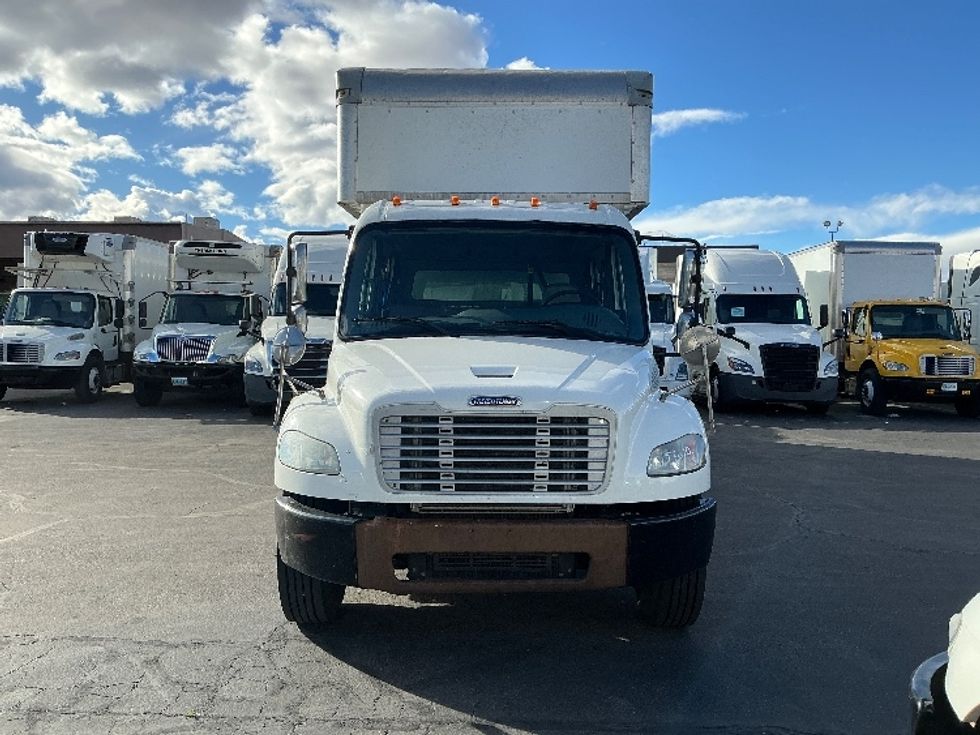 Medium Duty Box Truck-Light and Medium Duty Trucks-Freightliner-2016-M2-Las Vegas-NV-223,943\n\t\tmiles-$ 52,750 - Image 2