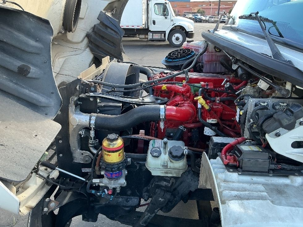 Medium Duty Box Truck-Light and Medium Duty Trucks-Freightliner-2016-M2-Las Vegas-NV-223,943\n\t\tmiles-$ 52,750 - Image 24