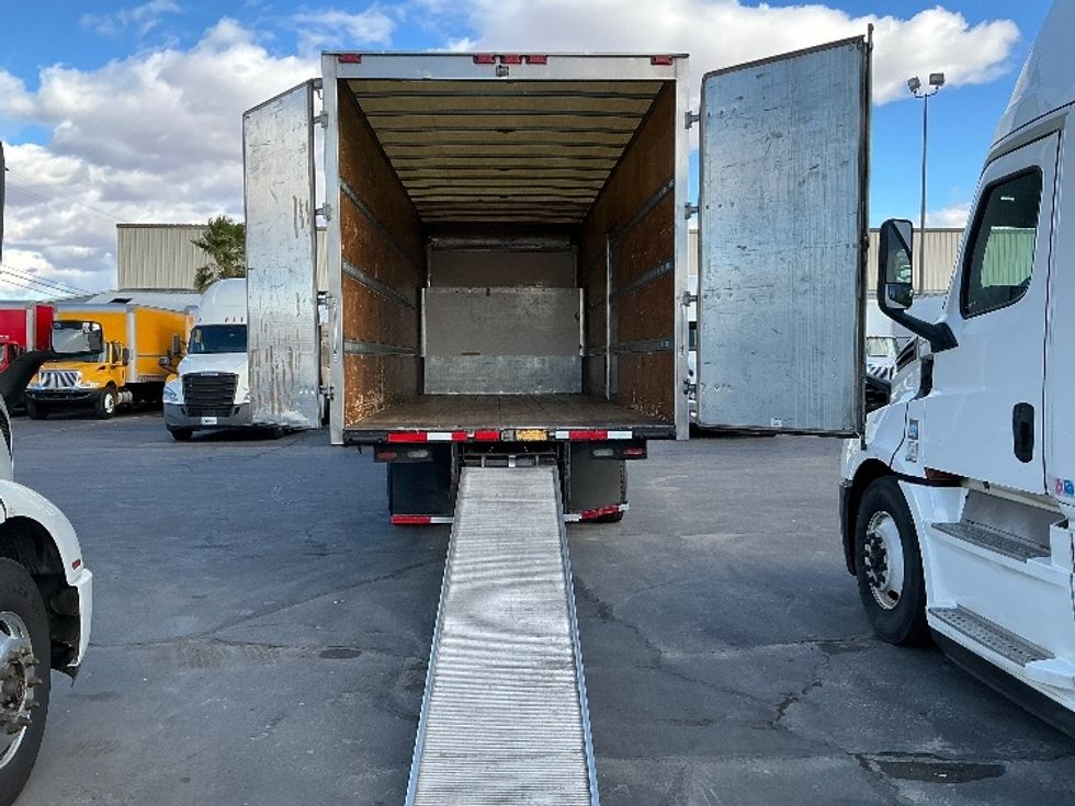 Medium Duty Box Truck-Light and Medium Duty Trucks-Freightliner-2016-M2-Las Vegas-NV-223,943\n\t\tmiles-$ 52,750 - Image 9