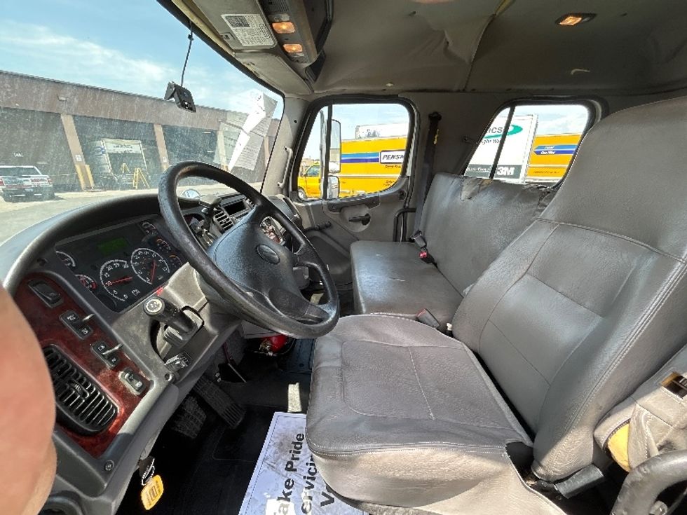 Medium Duty Box Truck-Light and Medium Duty Trucks-Freightliner-2016-M2-Las Vegas-NV-276,435\n\t\tmiles-$ 46,250 - Image 19