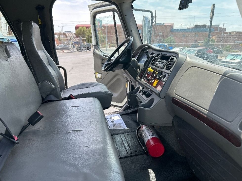 Medium Duty Box Truck-Light and Medium Duty Trucks-Freightliner-2016-M2-Las Vegas-NV-276,435\n\t\tmiles-$ 46,250 - Image 22