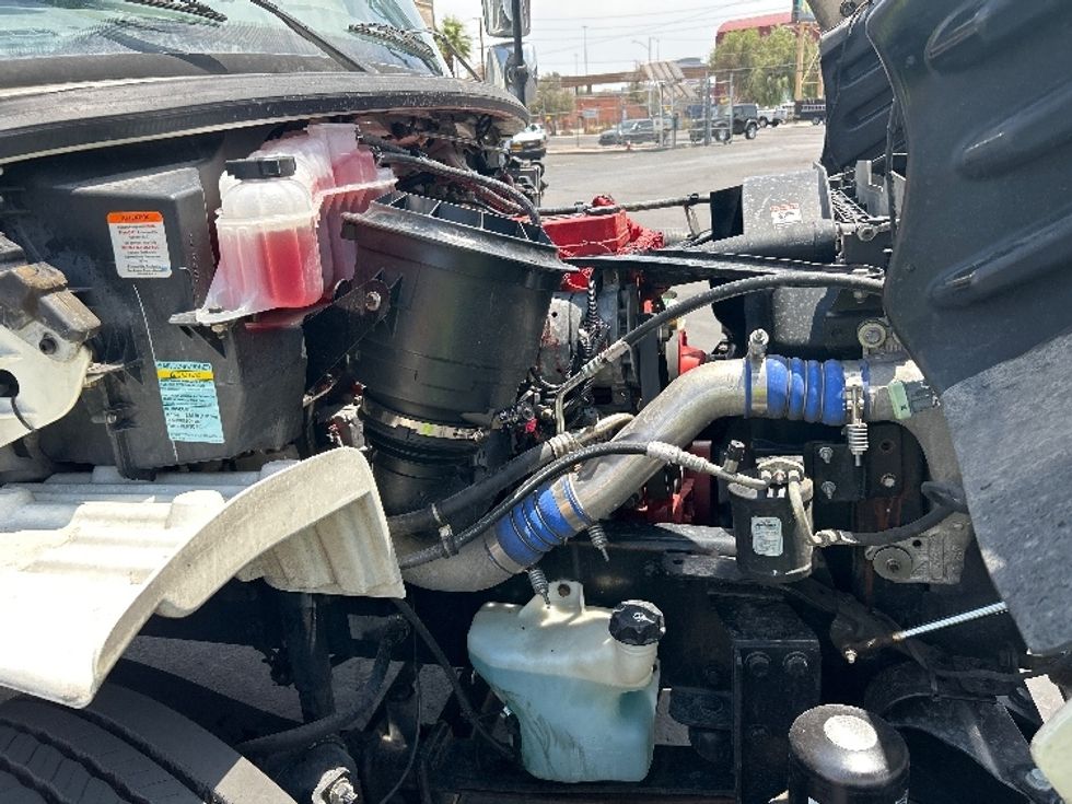 Medium Duty Box Truck-Light and Medium Duty Trucks-Freightliner-2016-M2-Las Vegas-NV-276,435\n\t\tmiles-$ 46,250 - Image 23