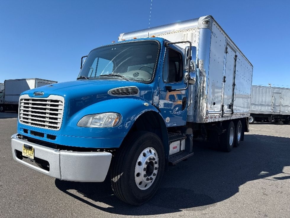 Medium Duty Box Truck-Light and Medium Duty Trucks-Freightliner-2016-M2-Linden-NJ-154,712\n\t\tmiles-$ 48,500 - Image 3