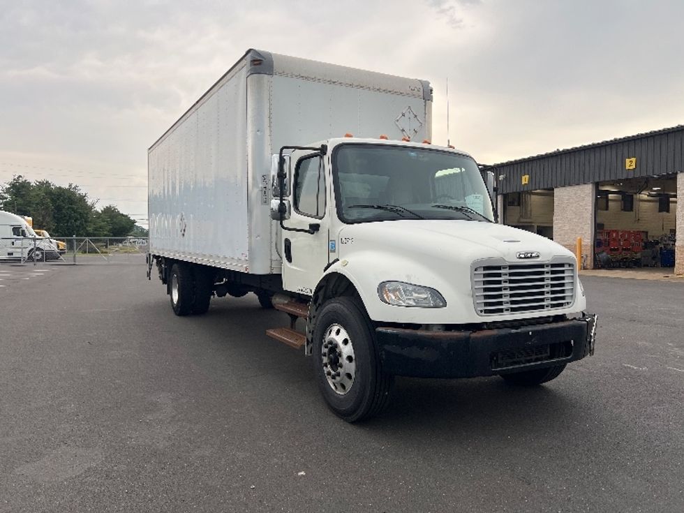 Medium Duty Box Truck-Light and Medium Duty Trucks-Freightliner-2016-M2-Pennsauken-NJ-215,677\n\t\tmiles-$ 33,500 - Image 1