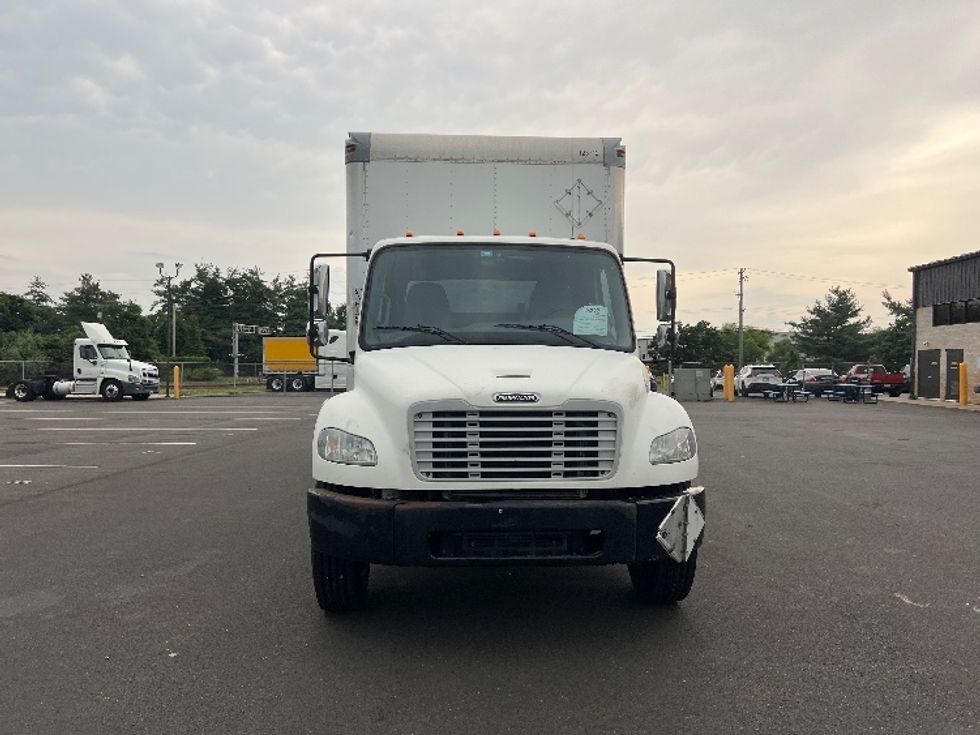 Medium Duty Box Truck-Light and Medium Duty Trucks-Freightliner-2016-M2-Pennsauken-NJ-215,677\n\t\tmiles-$ 33,500 - Image 2