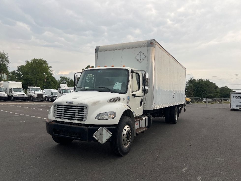 Medium Duty Box Truck-Light and Medium Duty Trucks-Freightliner-2016-M2-Pennsauken-NJ-215,677\n\t\tmiles-$ 33,500 - Image 3