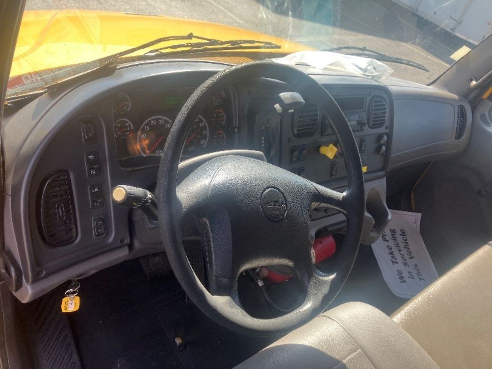 Medium Duty Box Truck-Light and Medium Duty Trucks-Freightliner-2016-M2-Piqua-OH-63,881\n\t\tmiles-$ 48,250 - Image 15