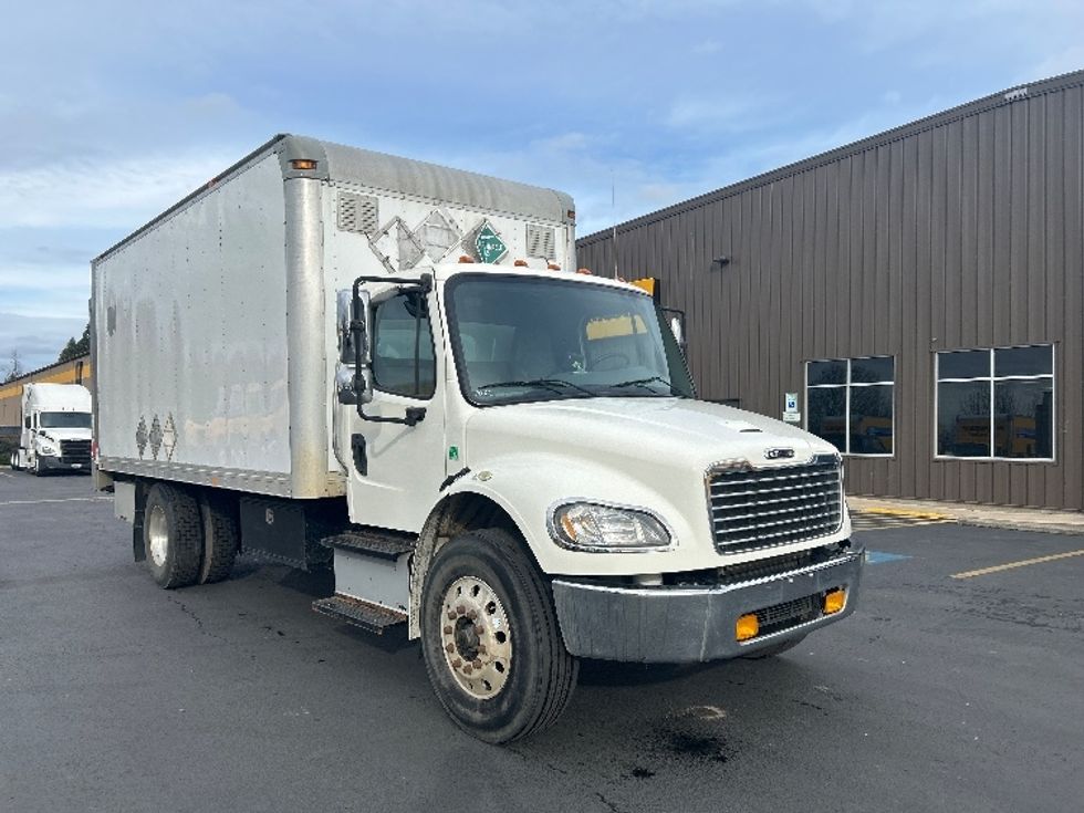 Medium Duty Box Truck-Light and Medium Duty Trucks-Freightliner-2016-M2-Portland-OR-106,832\n\t\tmiles-$ 44,250 - Image 1