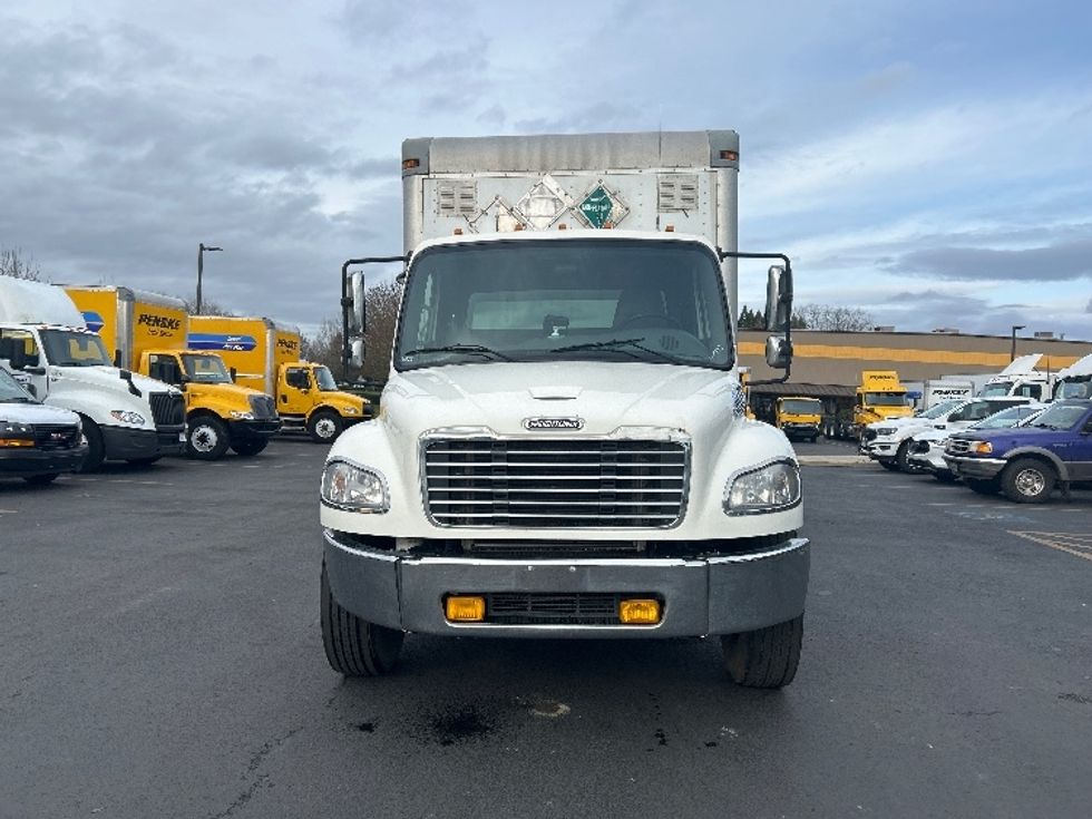 Medium Duty Box Truck-Light and Medium Duty Trucks-Freightliner-2016-M2-Portland-OR-106,832\n\t\tmiles-$ 44,250 - Image 2