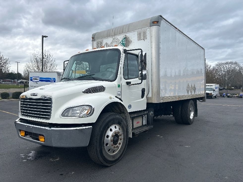 Medium Duty Box Truck-Light and Medium Duty Trucks-Freightliner-2016-M2-Portland-OR-106,832\n\t\tmiles-$ 44,250 - Image 3