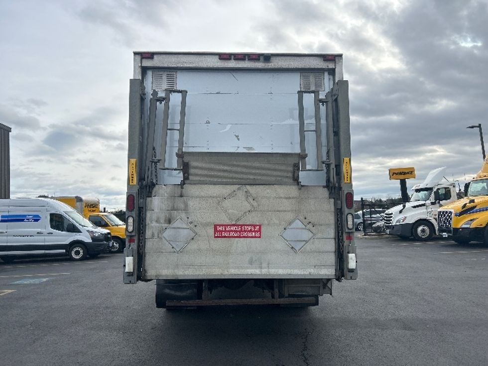 Medium Duty Box Truck-Light and Medium Duty Trucks-Freightliner-2016-M2-Portland-OR-106,832\n\t\tmiles-$ 44,250 - Image 7