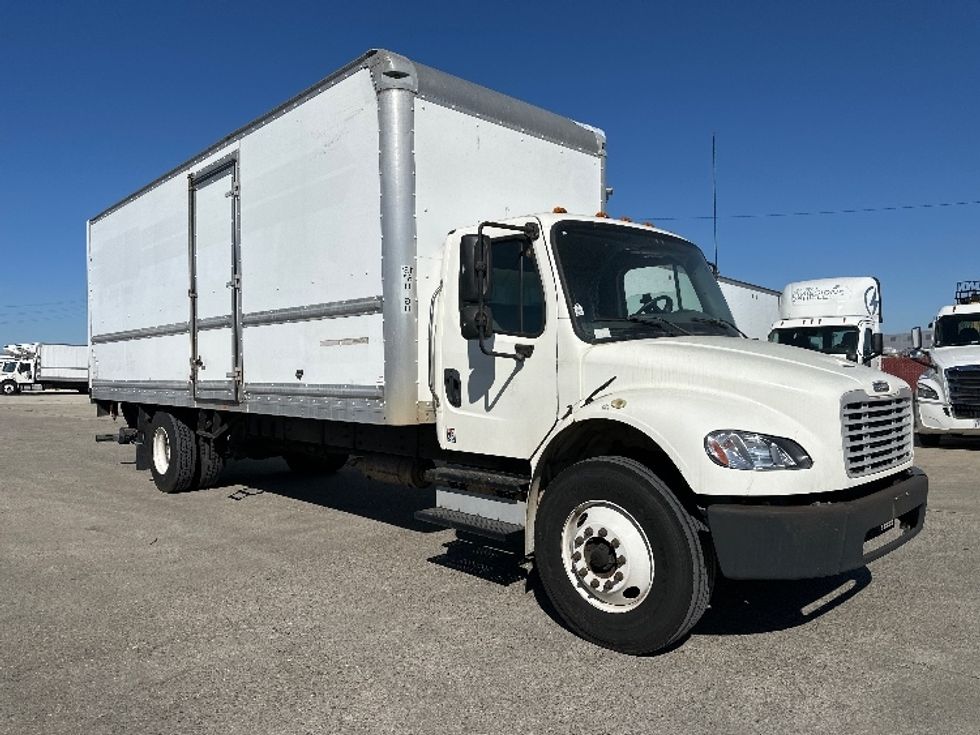 Medium Duty Box Truck-Light and Medium Duty Trucks-Freightliner-2016-M2-Richmond-CA-88,739\n\t\tmiles-$ 37,000 - Image 1